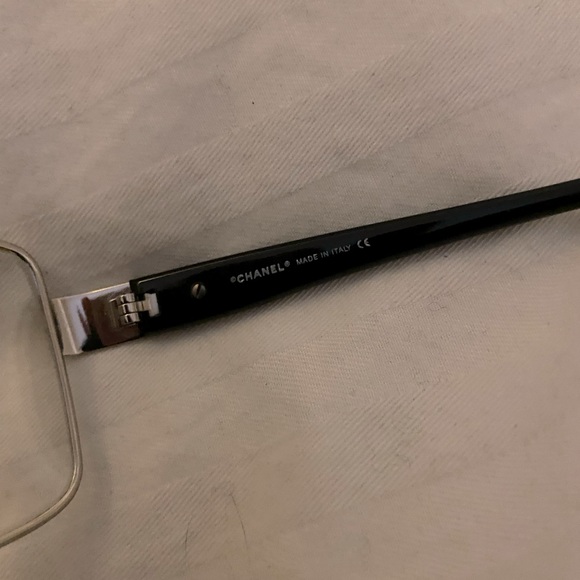 Authentic Chanel clear sunglasses - Picture 4 of 6